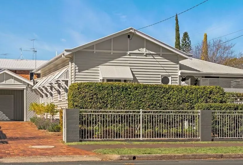 Frangipani House