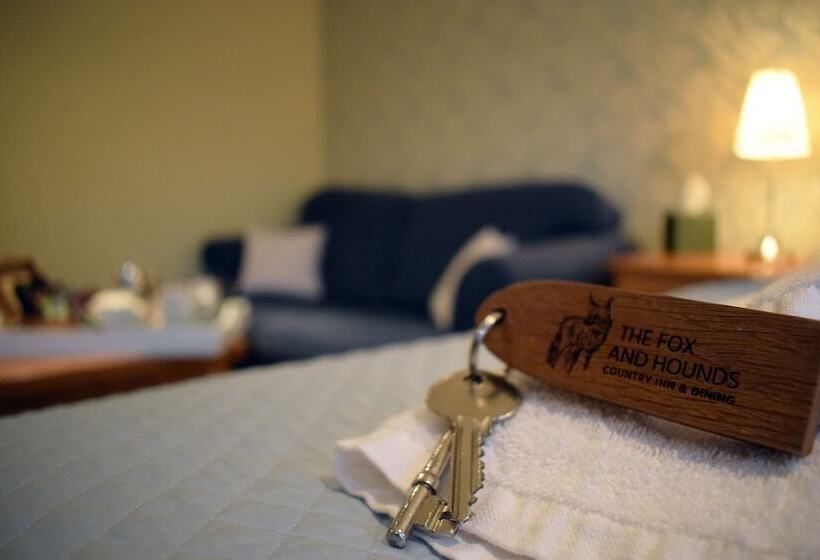 Hostel Fox & Hounds