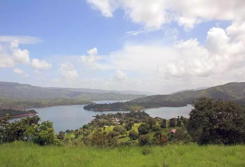 ホテル Shivneri Agro Tourism, Tapola
