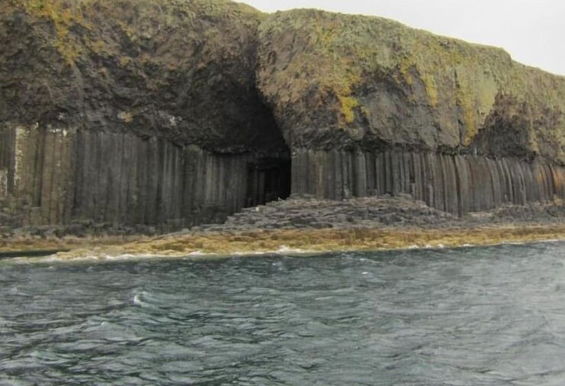 פנסיון Ronebhal Guest House