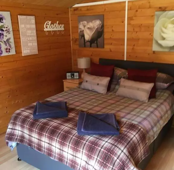 Majatalo The Theberton Lion