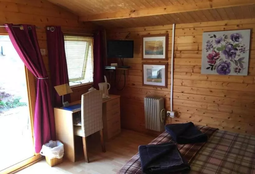 Majatalo The Theberton Lion