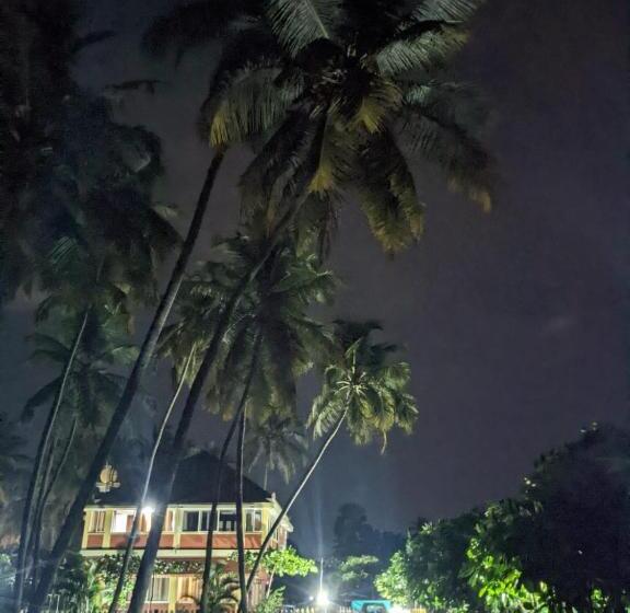 Курорт Glucklich Beach Cottages