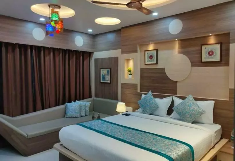 Hotelli Central Square A Couple Friendly