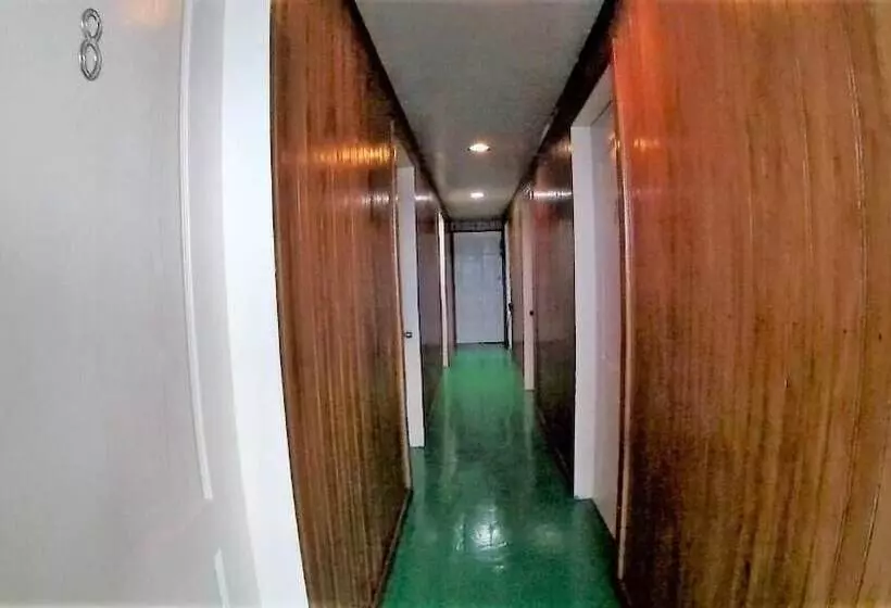 Hostal Green Coast   Hostel