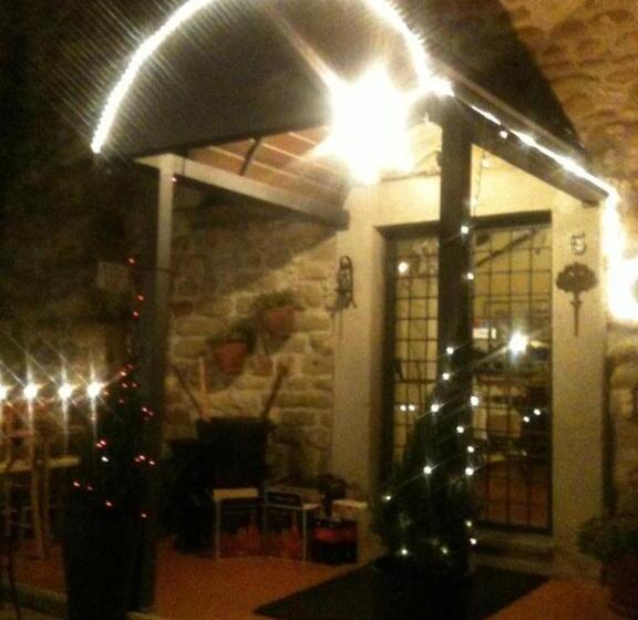 בית מלון כפרי Agriturismo Castello Di San Vittorino