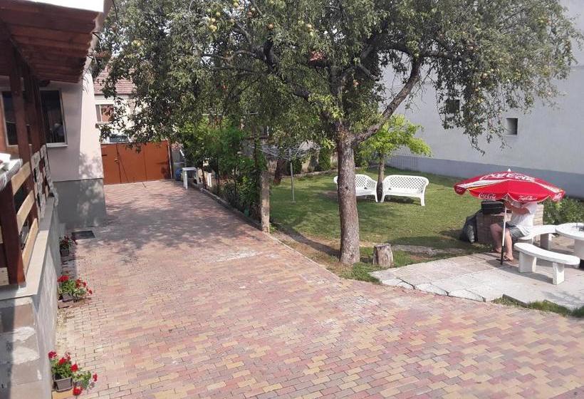 ペンション Mária Vendégház