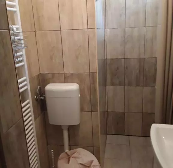 پانسیون Mária Vendégház