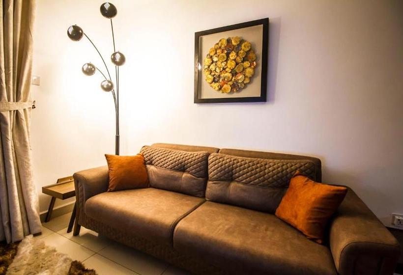 Embassy Gardens Premier Suitescantonment