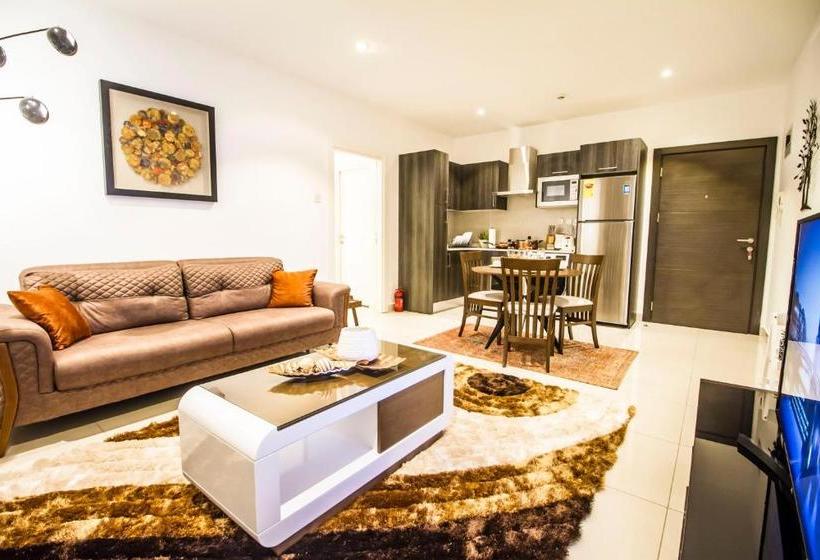 Embassy Gardens Premier Suitescantonment