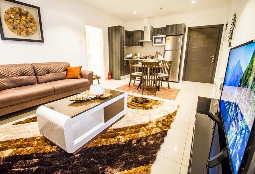 Embassy Gardens Premier Suitescantonment