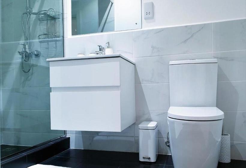 Embassy Gardens Premier Suitescantonment