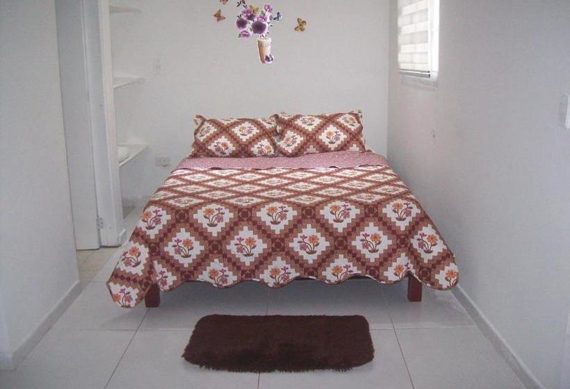 Hostel Alojamientos Turisticos Titanic