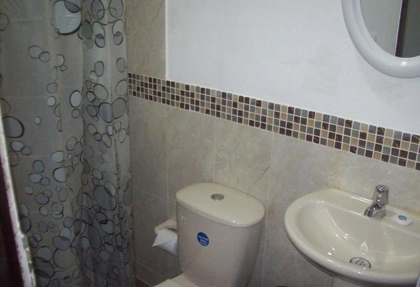 Hostel Alojamientos Turisticos Titanic