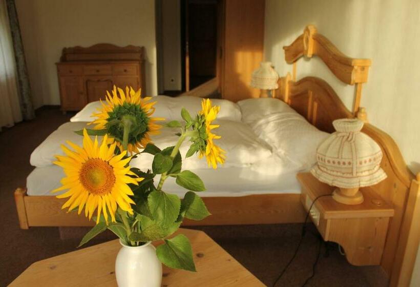 Общежитие Gemeinschaftshaus Im Oberdorf