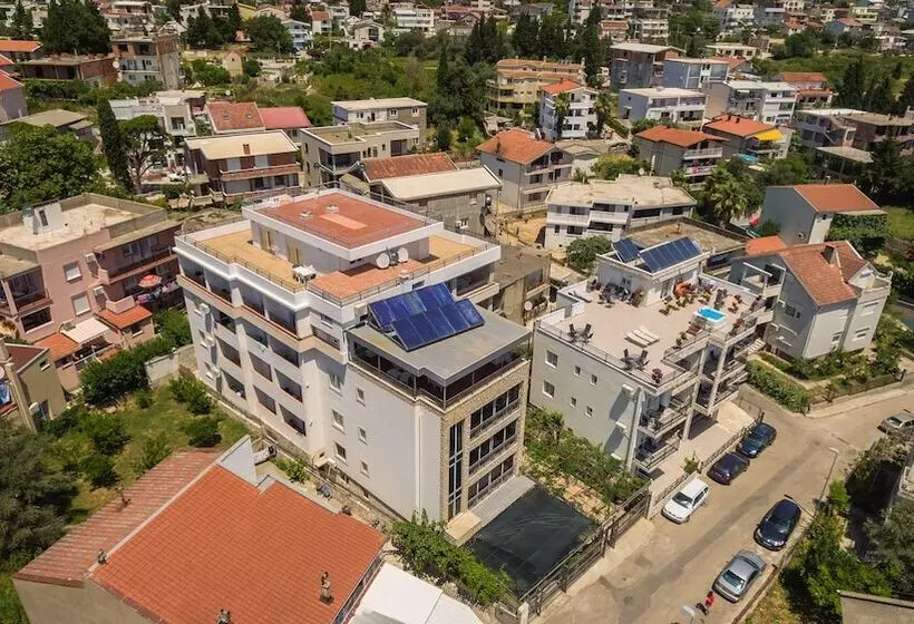 Aparthotel Stijovic