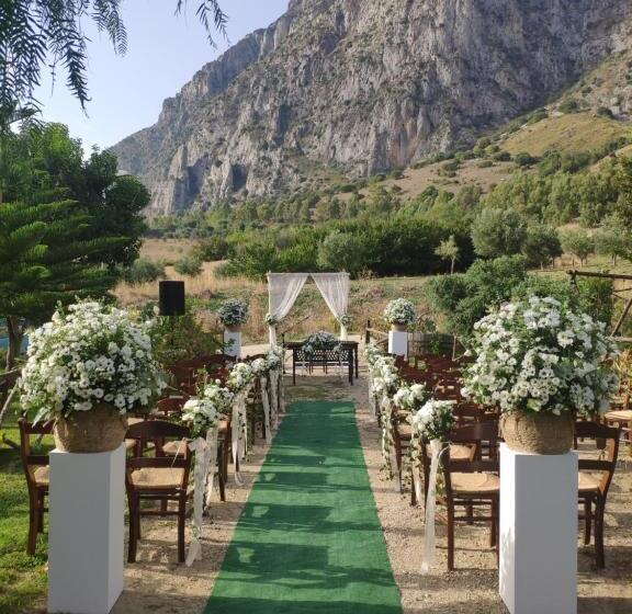 ホテル Agriturismo Masseria La Chiusa