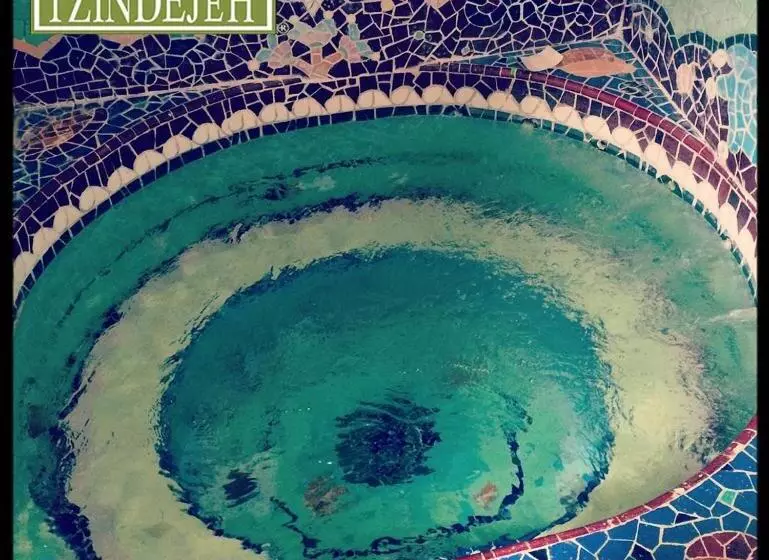 ホテル Balneario Tzindejeh