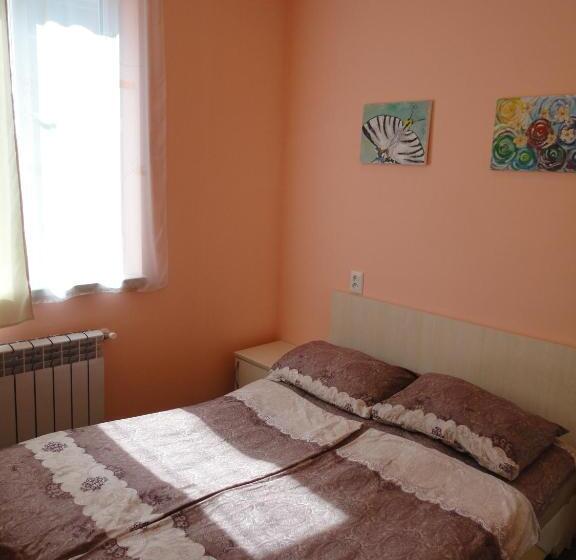 펜션 Like Home Guesthouse & Tours