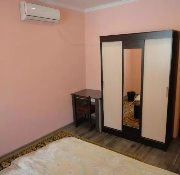 پانسیون Like Home Guesthouse & Tours