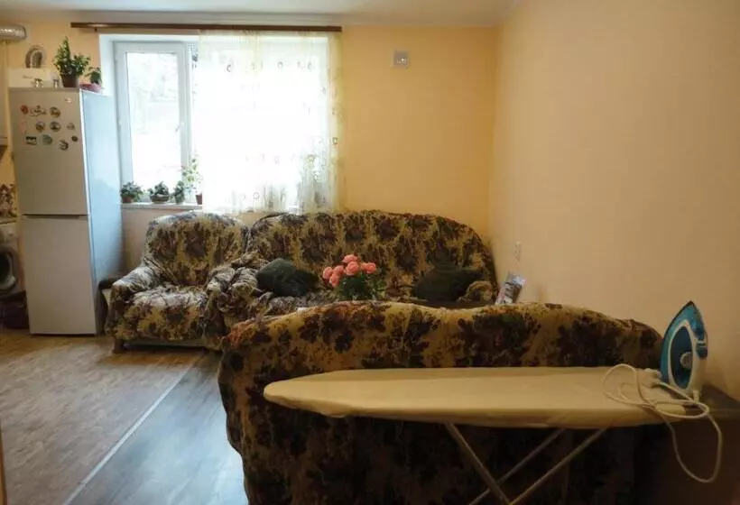 پانسیون Like Home Guesthouse & Tours