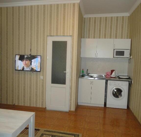 펜션 Like Home Guesthouse & Tours