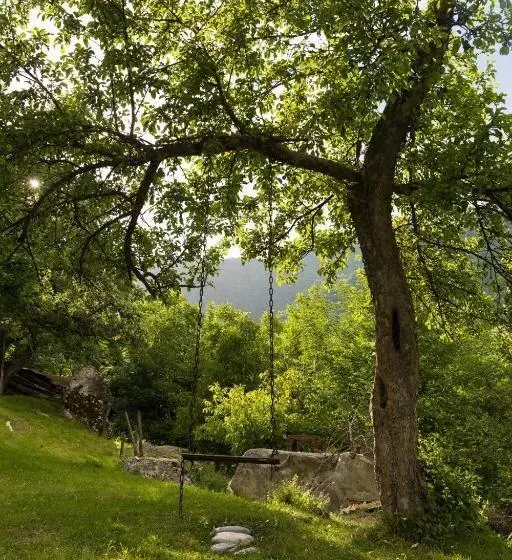پانسیون Mushkudiani Manor