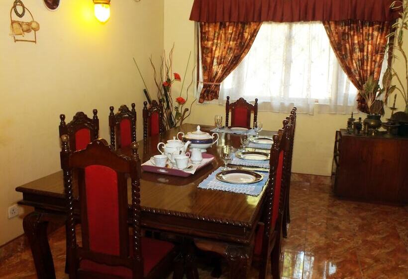 膳宿费 River Side Villa