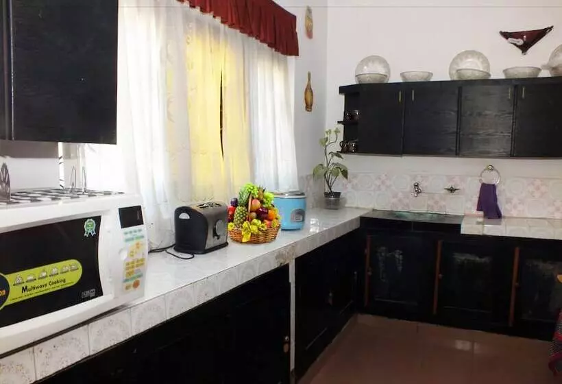پانسیون River Side Villa