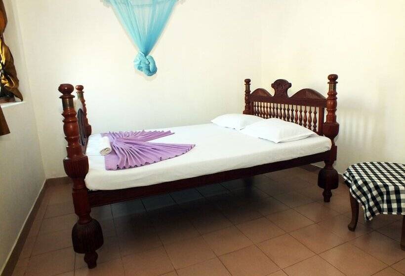 膳宿费 River Side Villa