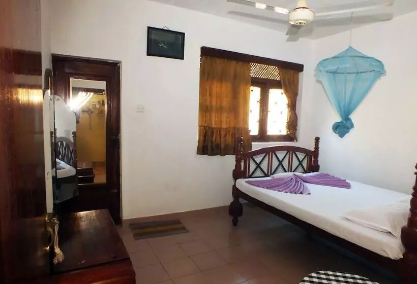 پانسیون River Side Villa