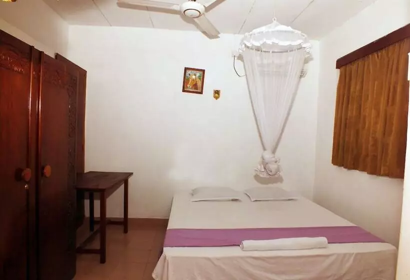 پانسیون River Side Villa