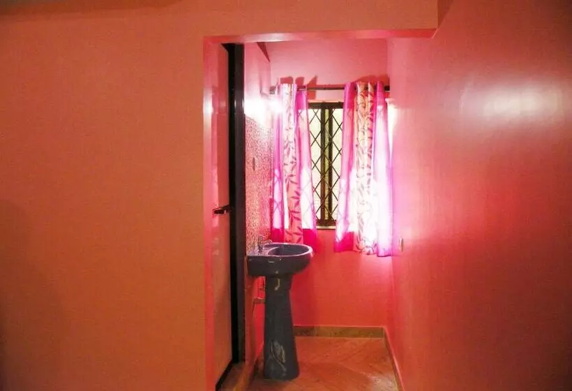 Majatalo Sai Guru Guest House