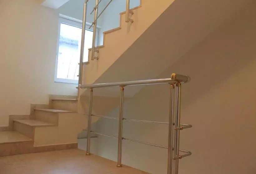 Majatalo Stela Guest House