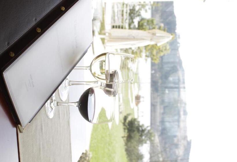 Port Club Pension & Restaurant