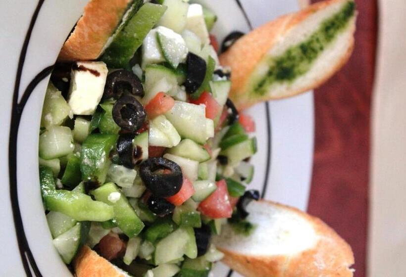 Port Club Pension & Restaurant