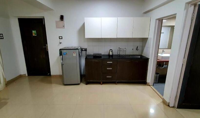 Yoyo Goa, The Apartment