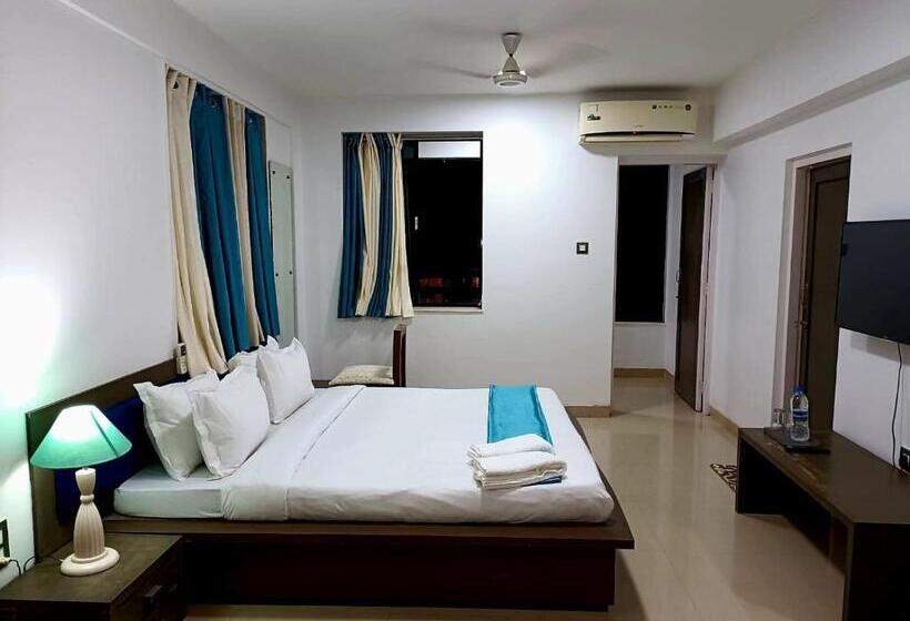 Yoyo Goa, The Apartment