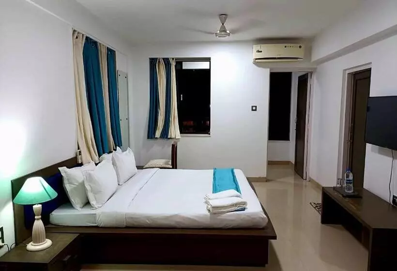 Yoyo Goa, The Apartment