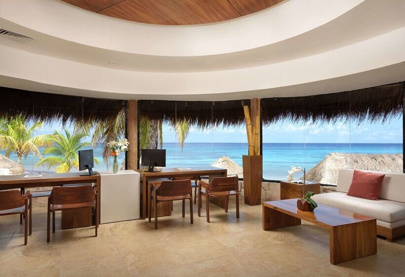 هتل Melia Cozumel All Inclusive