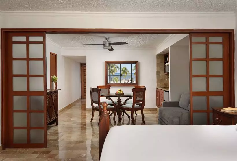 Отель Melia Cozumel  All Inclusive