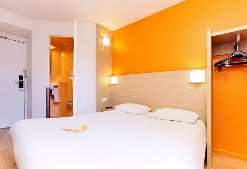 هتل Premiere Classe Angoulême La Couronne