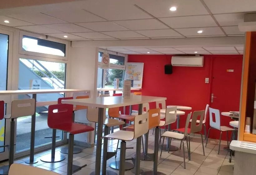 ホテル Premiere Classe Metz Sud  Jouy Aux Arches