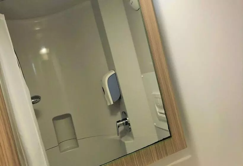 ホテル Premiere Classe Montauban