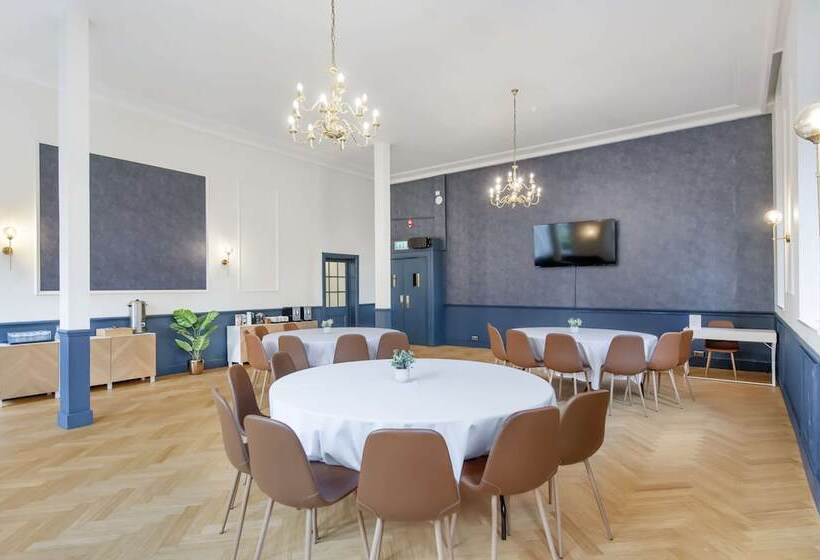 Radisson Blu Hotel, Perth