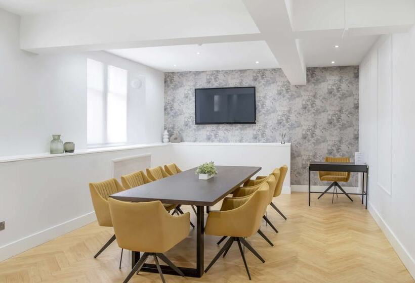 Radisson Blu Hotel, Perth