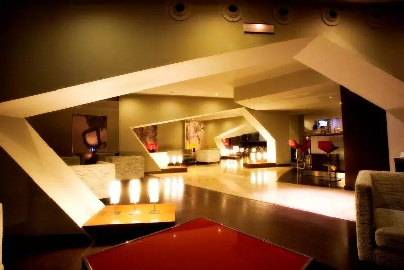 هتل Ribera De Triana Reopening!