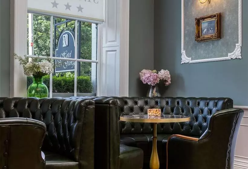 酒店 St George By Nina