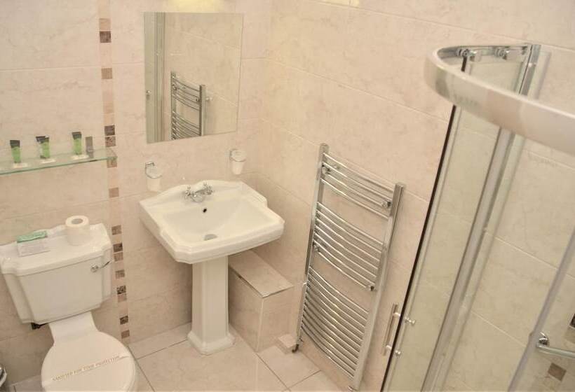 酒店 St George By Nina