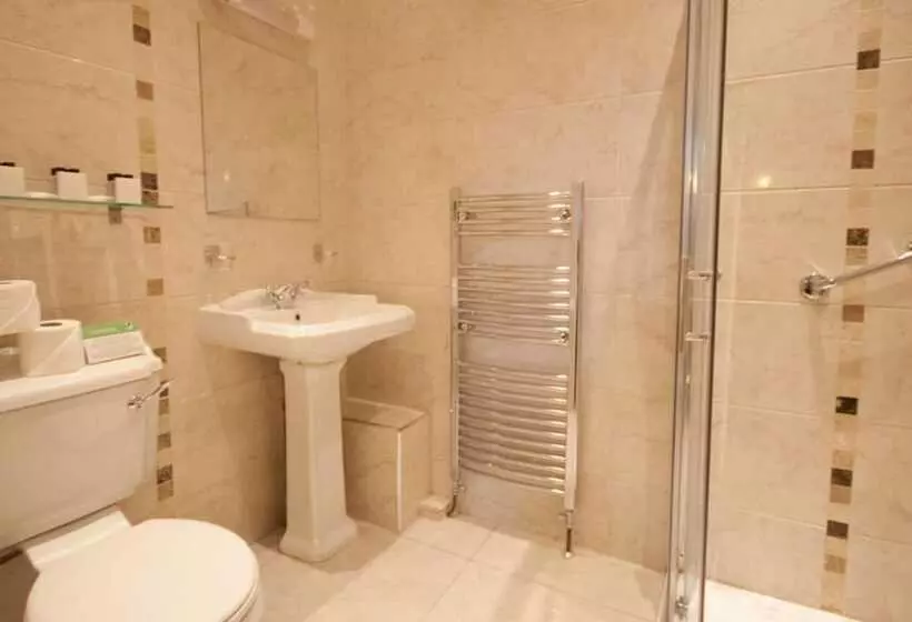 酒店 St George By Nina